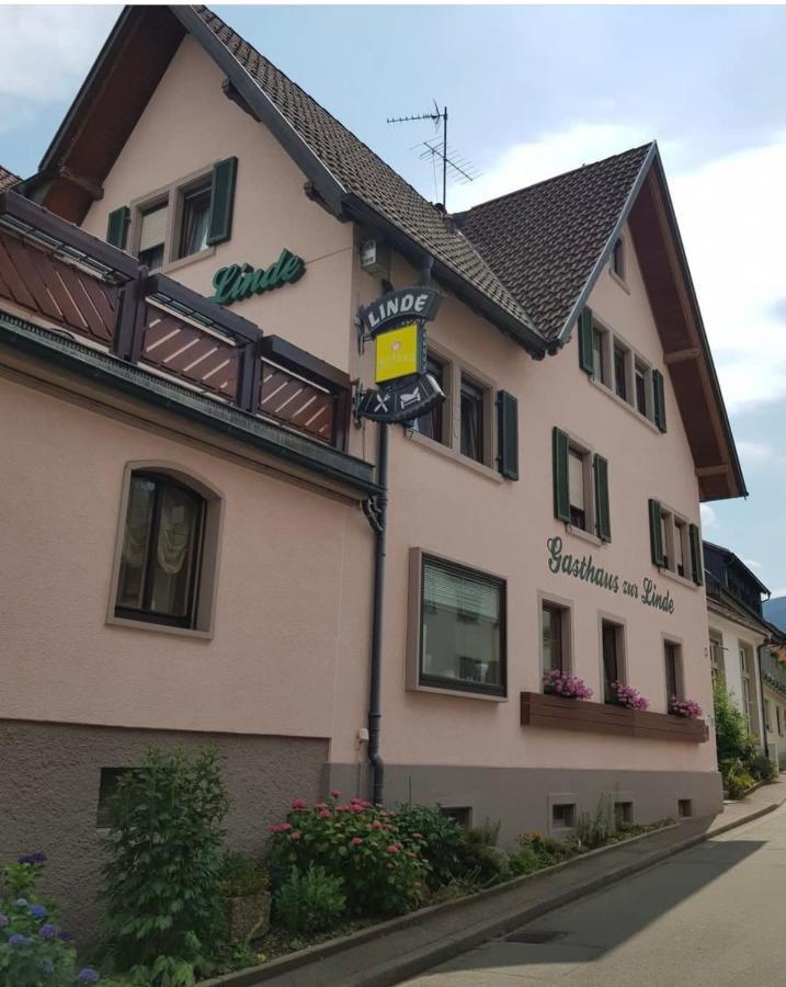Hotel Zur Linde Lauf Экстерьер фото