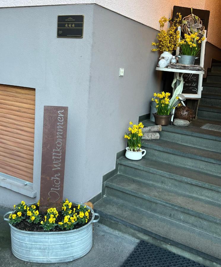 Hotel Zur Linde Lauf Экстерьер фото