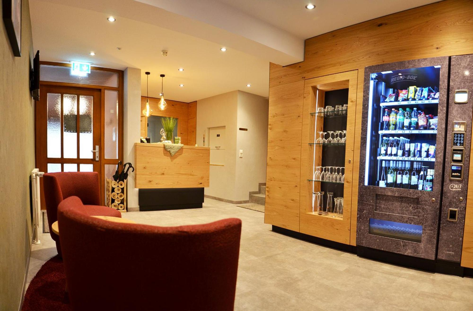 Hotel Zur Linde Lauf Экстерьер фото