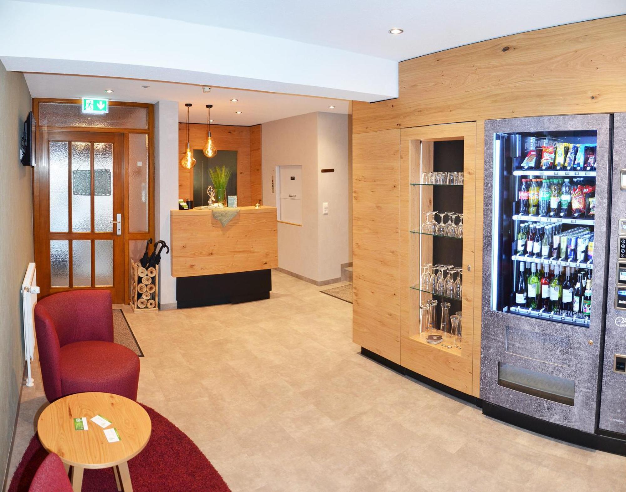 Hotel Zur Linde Lauf Экстерьер фото