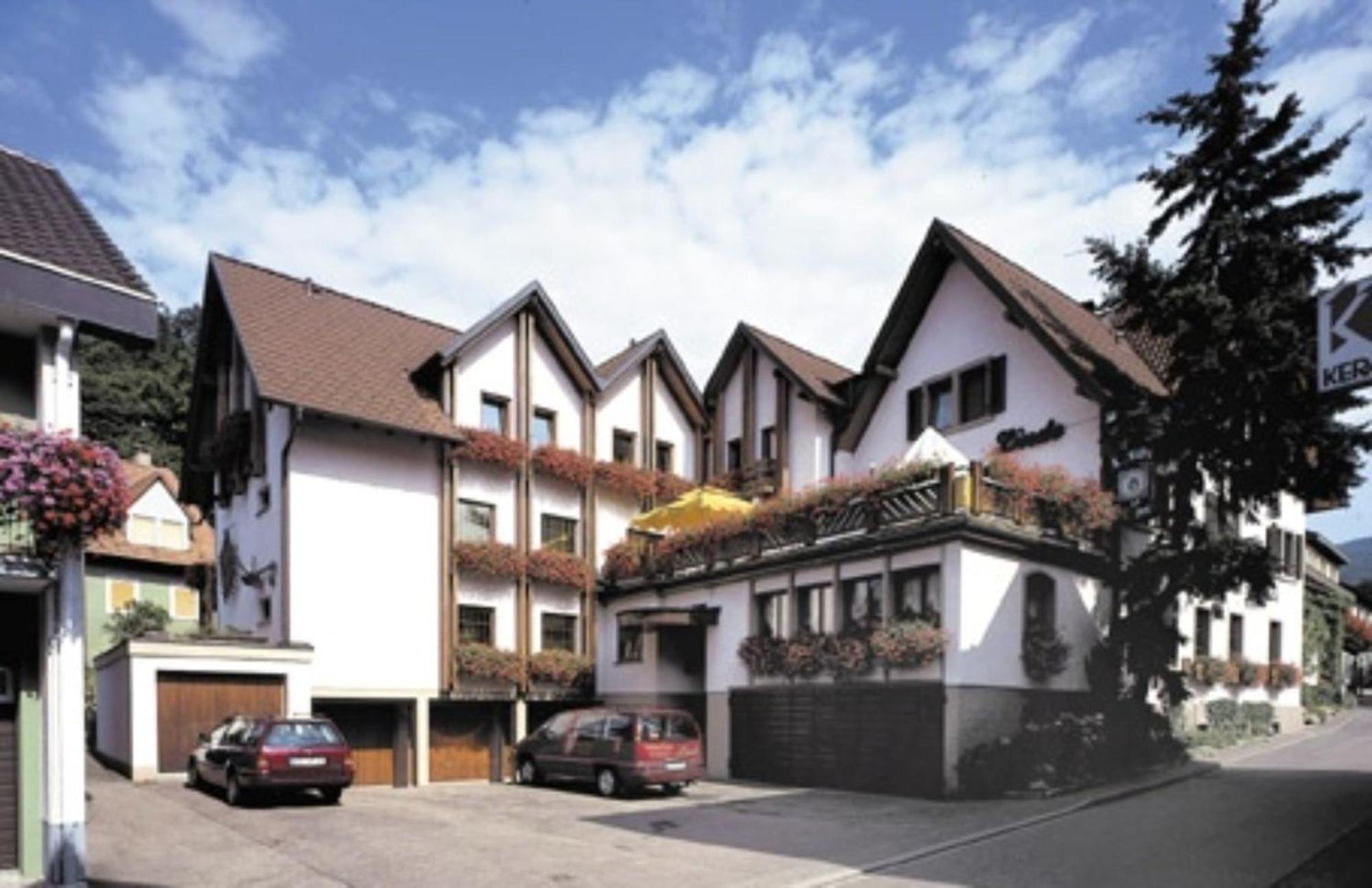 Hotel Zur Linde Lauf Экстерьер фото