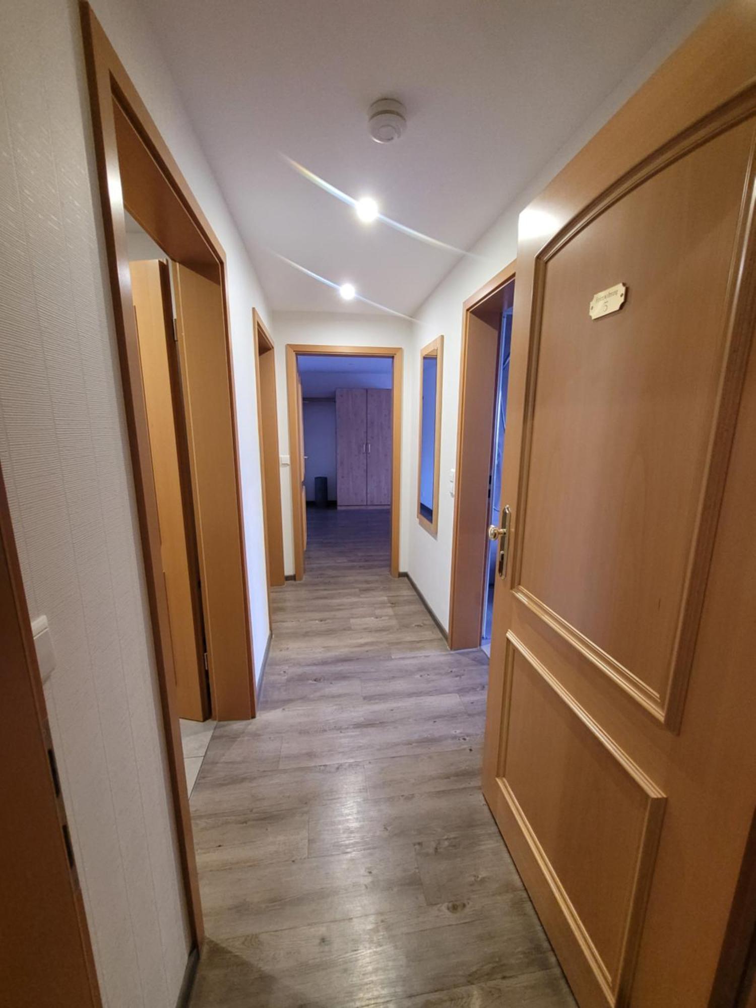 Hotel Zur Linde Lauf Экстерьер фото